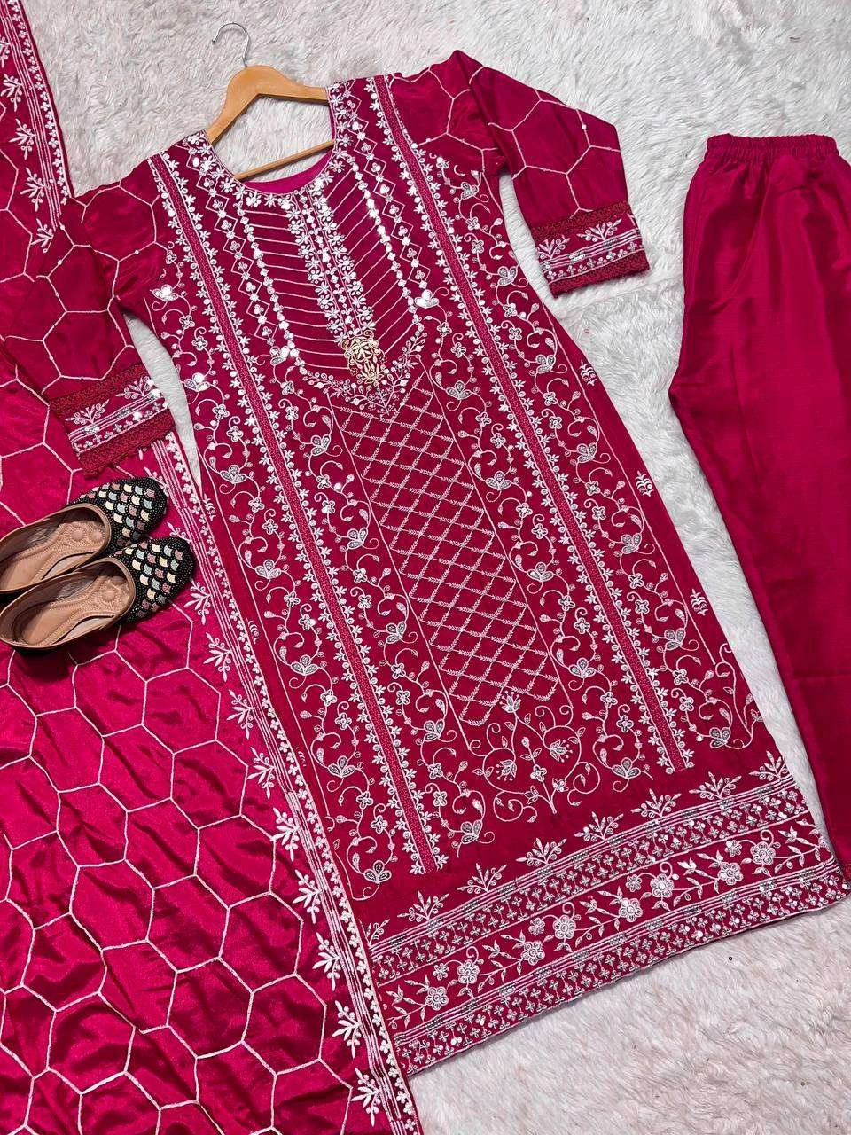 Vardan Ethnic Md 3007 Heavy Chinna Wholesale Designer Pakistani Salwar Suit — Wholesale Salwar Suits, MPA wholesale from Surat — Photo 5